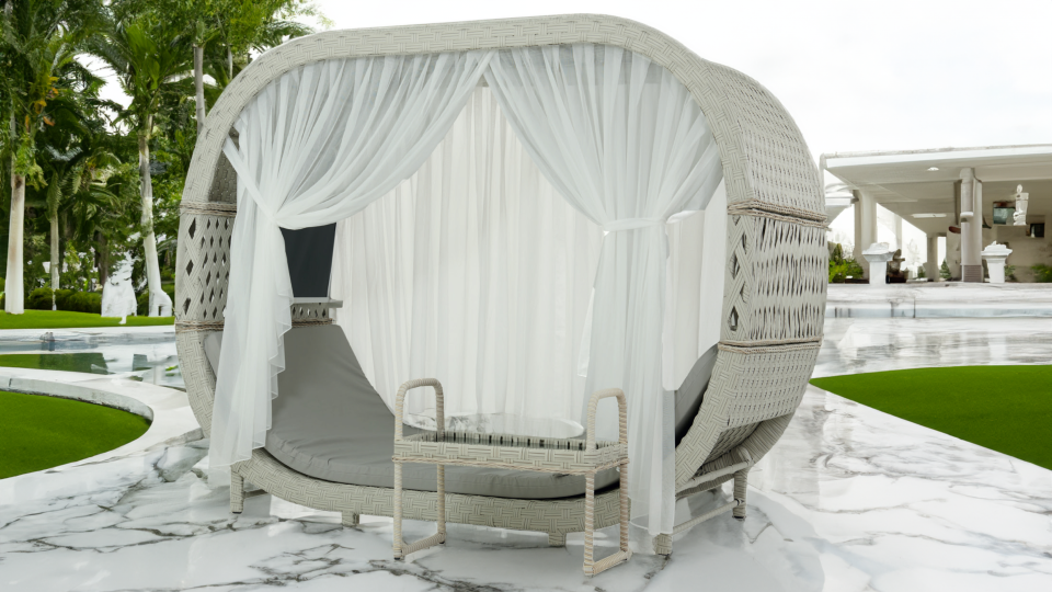 ROMANTİCA DAYBED